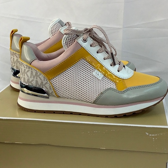 NWT - Michael Kors Shoes - Picture 4 of 5